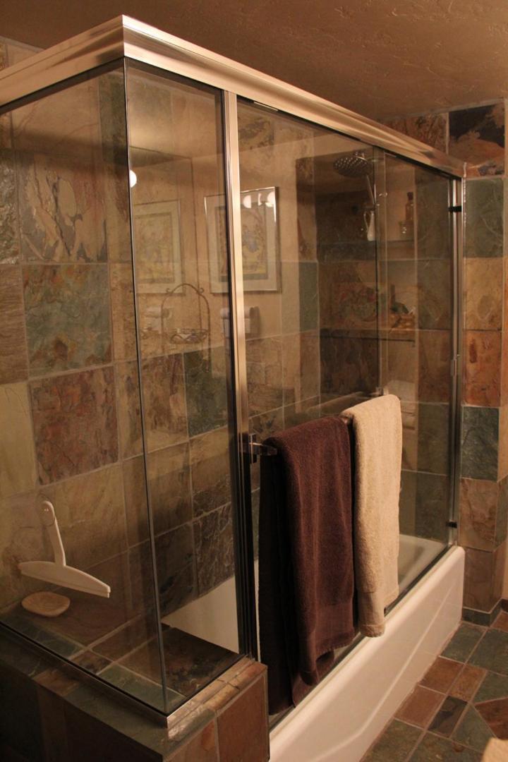 توسن Mon Ami Bed And Breakfast المظهر الخارجي الصورة